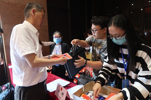 T8kQpWsdAd T8kQpWsdAd